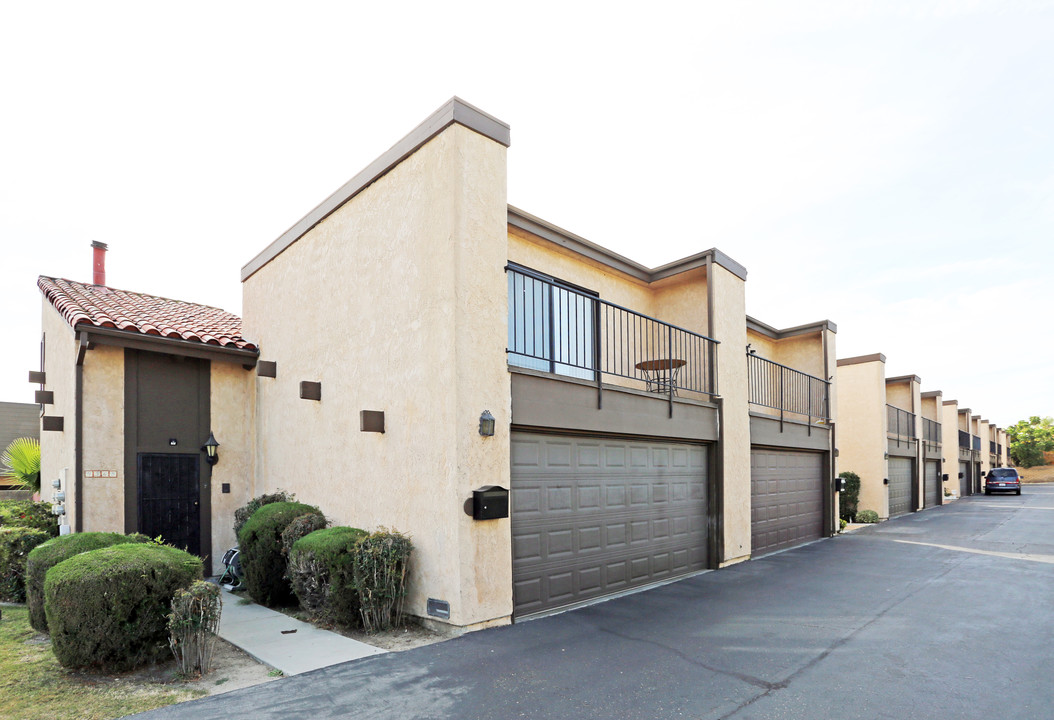 9563-9579 Graham St in Cypress, CA - Building Photo