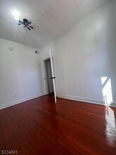 167 S Burnet St in East Orange, NJ - Building Photo - Building Photo