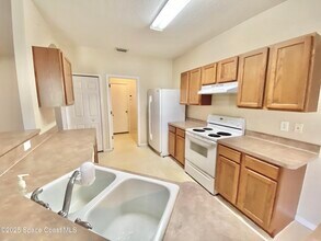 622 Marian Ct in Titusville, FL - Building Photo - Building Photo