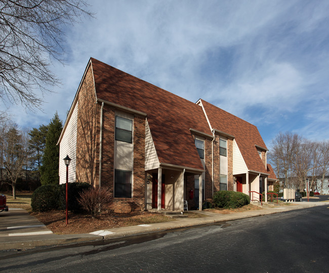 Century Square Apartments in Kernersville, NC - Building Photo - Building Photo