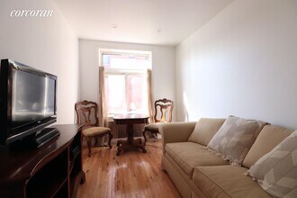 285 Rockaway Pkwy in Brooklyn, NY - Building Photo - Building Photo