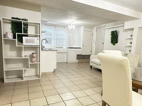 5552 Fremont St in Oakland, CA - Building Photo - Building Photo