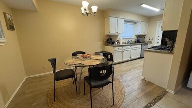 6015 Avery Island Ave in Austin, TX - Building Photo - Building Photo