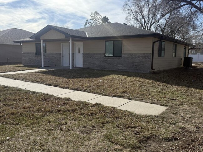 property at 2117 4th St