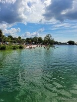 41 Beach Ln in Crystal River, FL - Building Photo