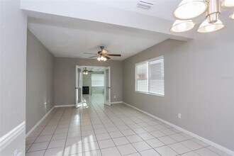 1301 Farragut Dr N in St. Petersburg, FL - Building Photo - Building Photo