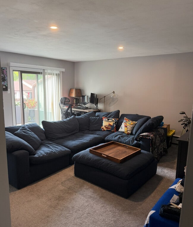43 Richmond Blvd, Unit 3A in Ronkonkoma, NY - Building Photo - Building Photo