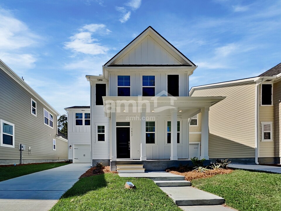1617 Lamplighter Ln in Charleston, SC - Building Photo