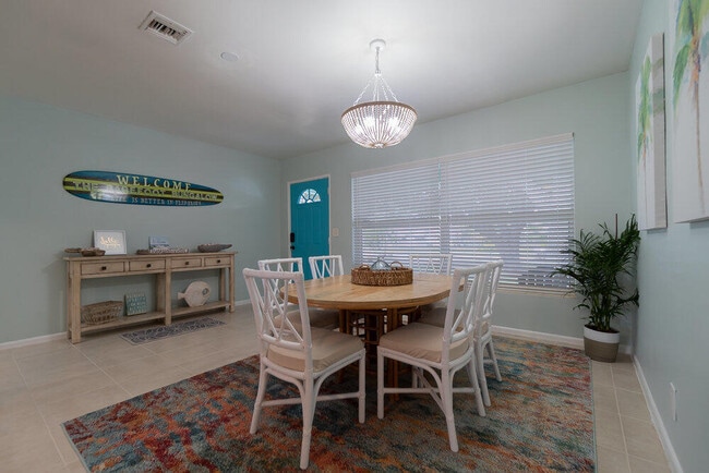 1424 Willow Rd in West Palm Beach, FL - Building Photo - Building Photo