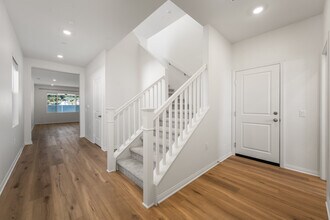 27342 Denali Ct in Corona, CA - Building Photo - Building Photo