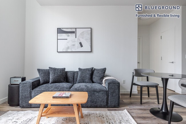 556 3rd Ave in New York, NY - Building Photo - Building Photo