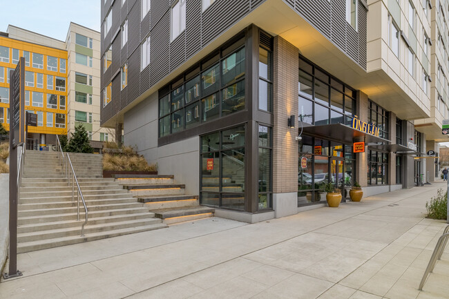 Cedar Crossing in Seattle, WA - Foto de edificio - Building Photo