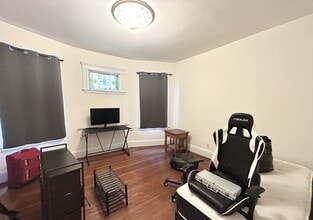 692 Columbia Rd in Boston, MA - Building Photo - Building Photo