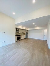 4464 Vista Del Monte Ave in Los Angeles, CA - Building Photo - Building Photo
