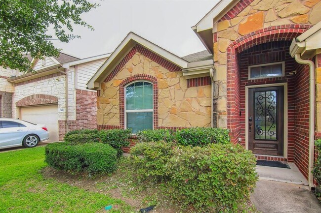 4419 Juniper Bay Ln in Baytown, TX - Foto de edificio - Building Photo