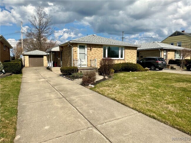62 Grace Ave in Buffalo, NY - Building Photo - Building Photo