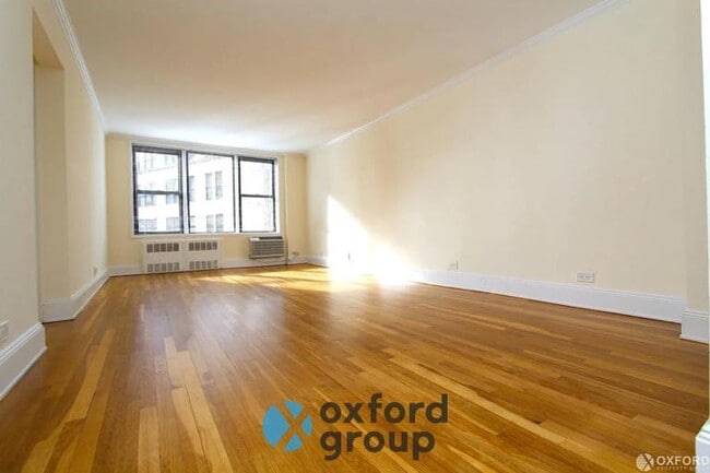 property at 239 W 13th St