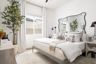 The Bungalows on Honeysuckle in Elkhorn, NE - Building Photo - Building Photo