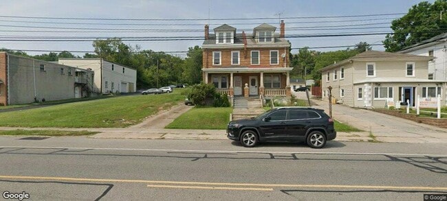 property at 955 E Main St