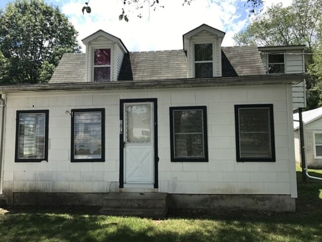 property at 1878 Spring Rd