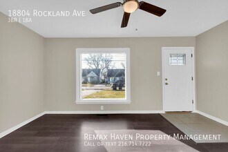 18804 Rockland Ave in Cleveland, OH - Building Photo - Building Photo