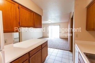 2600 N Career Ave in Sioux Falls, SD - Building Photo - Building Photo