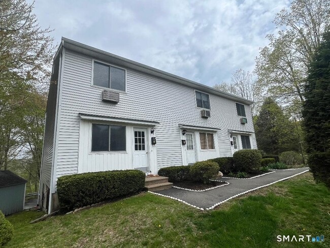 2 Bristol St in Thomaston, CT - Building Photo - Building Photo