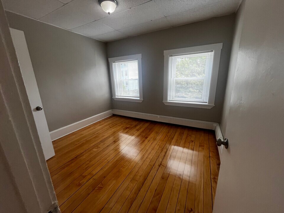 270 Bowdoin St, Unit 003 in Boston, MA - Building Photo