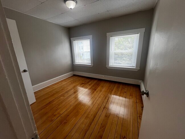 270 Bowdoin St, Unit 003
