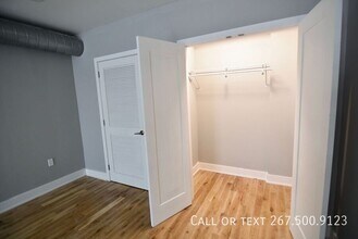 1523 W Girard Ave in Philadelphia, PA - Building Photo - Building Photo