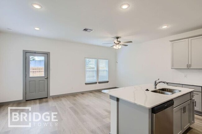 33170 Willow Hts Ln in Magnolia, TX - Building Photo - Building Photo