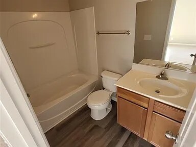 5580 Farm House Trail in Winston-Salem, NC - Building Photo
