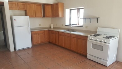 339 N Camino Del Pueblo in Bernalillo, NM - Building Photo - Building Photo