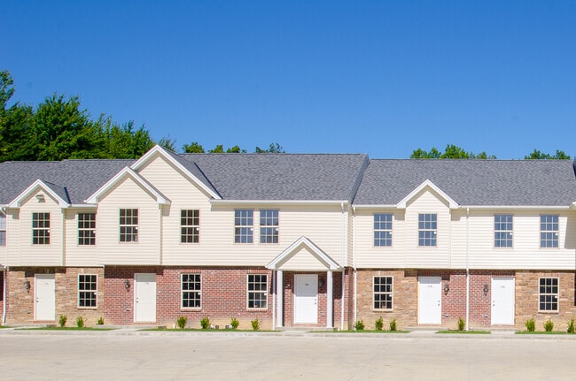 property at 1836 Athens Dr