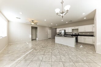 1287 N 166th Ave, Unit 318 in Goodyear, AZ - Building Photo - Building Photo