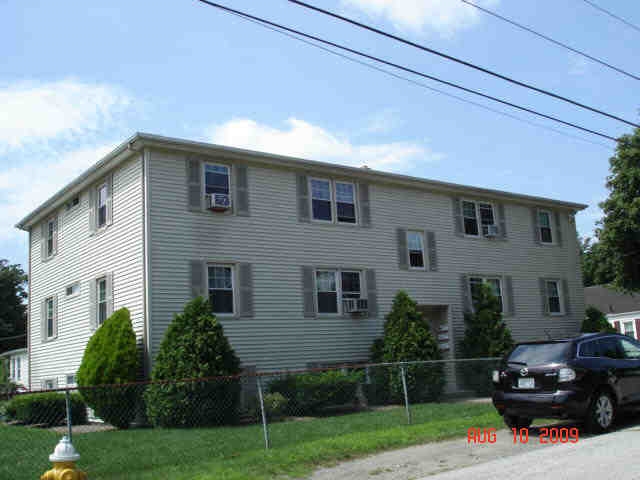 45 Dodge St in Pawtucket, RI - Building Photo