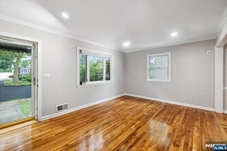 692 John St in Teaneck, NJ - Building Photo - Building Photo
