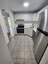 51 Northern Avenue Hts in Auburn, ME - Building Photo