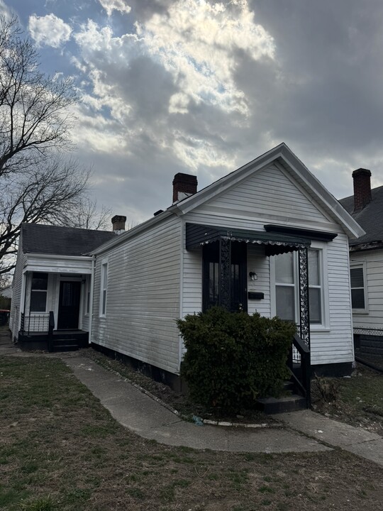 3442 Larkwood Ave in Louisville, KY - Building Photo
