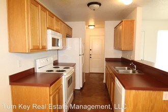 8024 W Elizabeth Ln in Fort Worth, TX - Building Photo - Building Photo