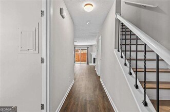 2828 Webb Bridge Rd in Alpharetta, GA - Building Photo - Building Photo