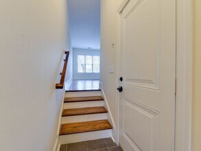 100 N Laurel Ave in Charlotte, NC - Building Photo - Building Photo