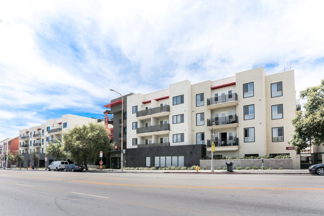 Meridian Apartments in Los Angeles, CA - Foto de edificio