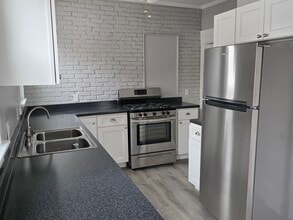 174 Elm St in North Attleboro, MA - Building Photo - Building Photo