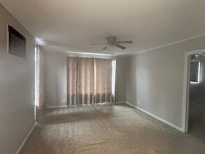 2223 Hawthorne Rd in Homewood, IL - Building Photo - Building Photo