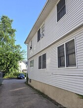 307 Tolland St in East Hartford, CT - Building Photo - Building Photo