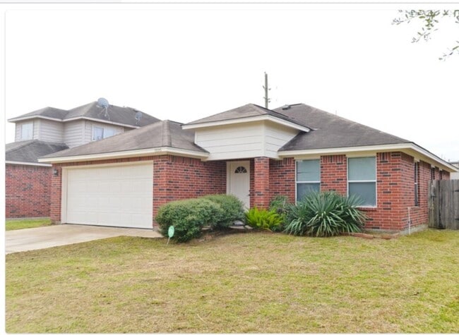 property at 5515 Bear Paw Cir