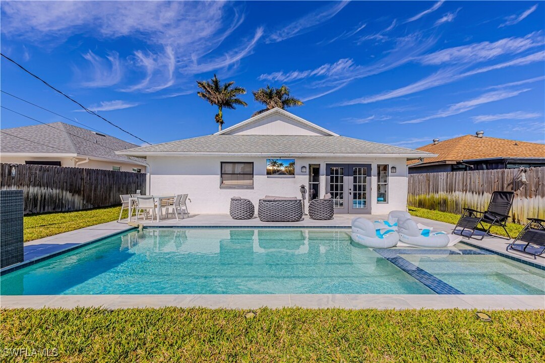 754 105th Ave N in Naples, FL - Building Photo
