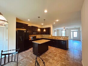 337 Chesser Loop Rd in Chelsea, AL - Building Photo - Building Photo