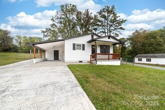 317 E Louisiana Ave in Bessemer City, NC - Building Photo - Building Photo